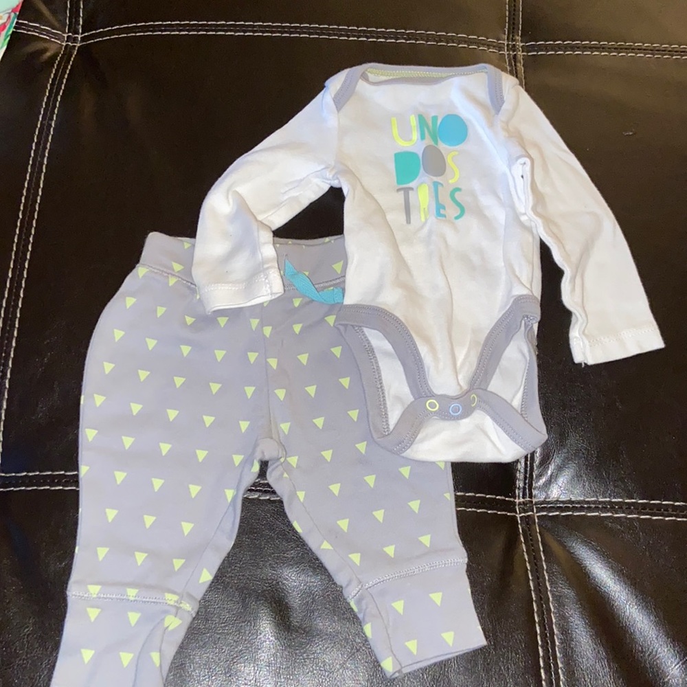 Worn once lounge around the house outfit